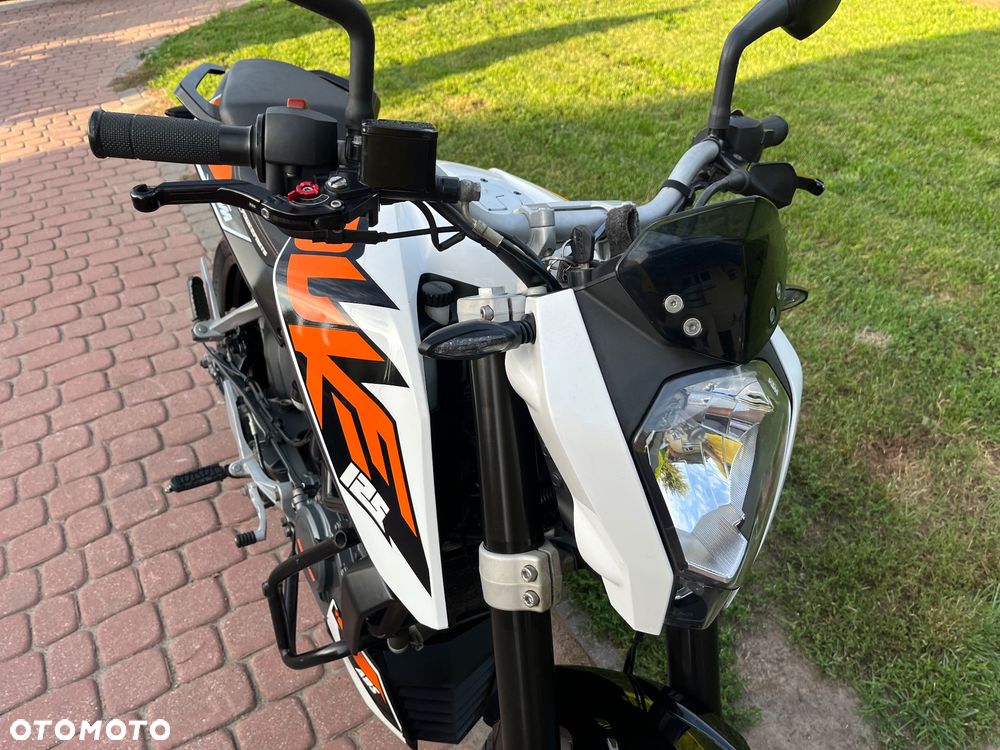 KTM Duke - 19