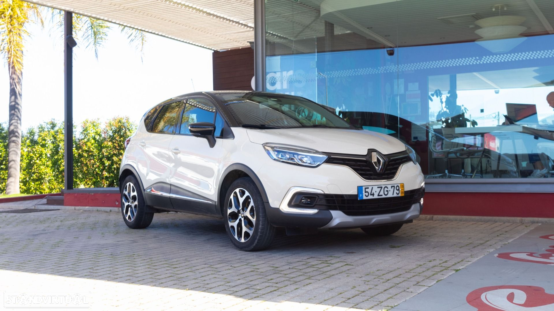 Renault Captur 1.3 TCe Exclusive - 2