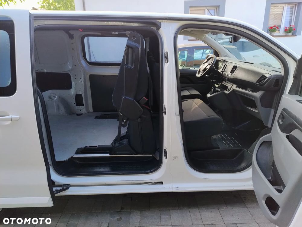 Opel Vivaro Lang - 12