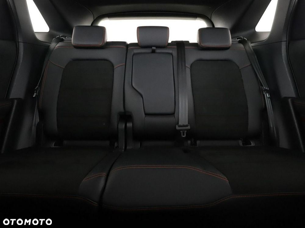 Ford Kuga 2.5 Duratec FHEV ST-LINE X - 19