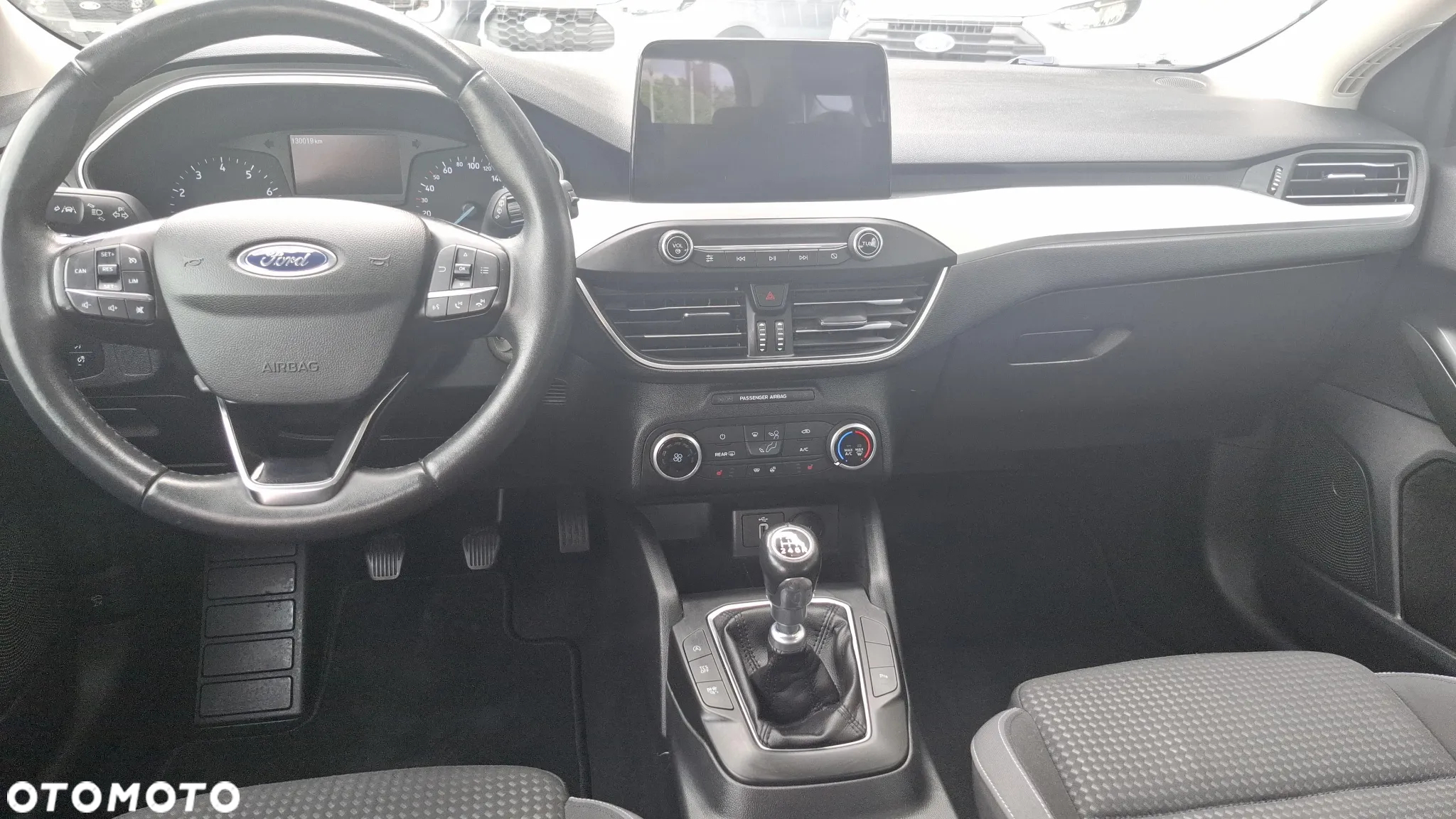 Ford Focus 1.0 EcoBoost Trend Edition - 16