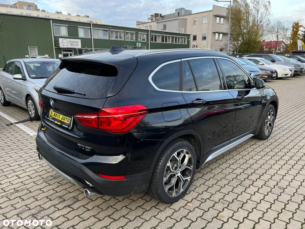 BMW X1 xDrive25i GPF Advantage - 9
