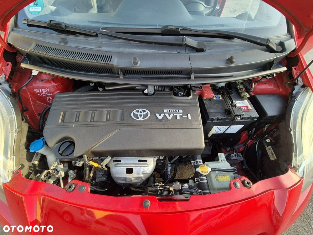 Toyota Yaris - 35
