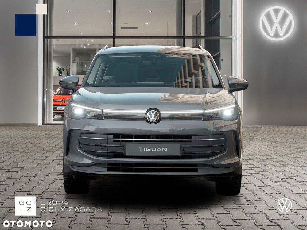 Volkswagen Tiguan - 8