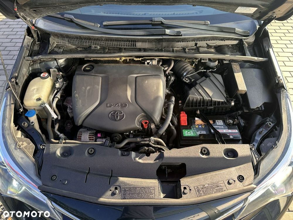 Toyota Avensis 2.0 D-4D Selection - 36