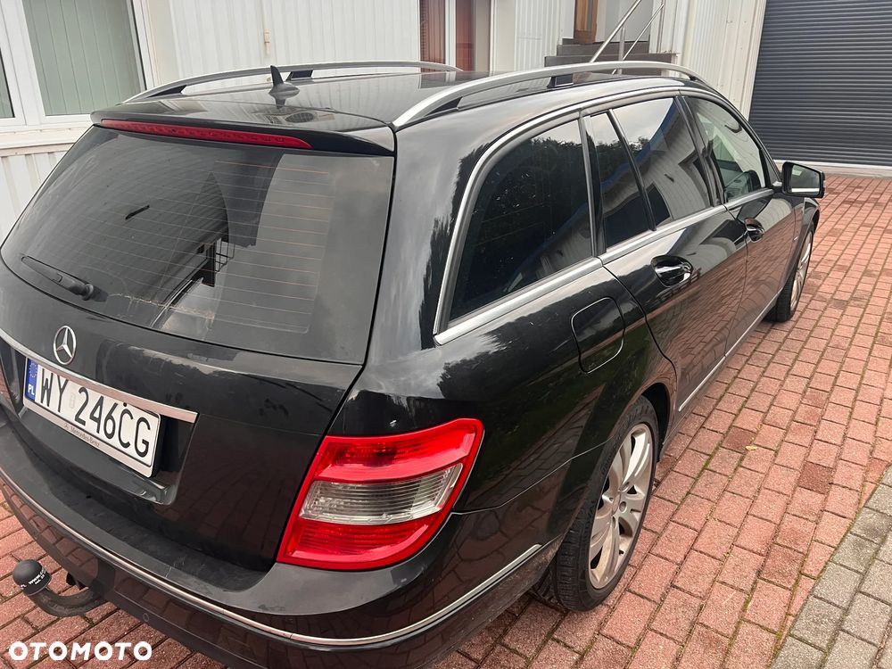 Mercedes-Benz Klasa C 180 T CGI Automatik BlueEFFICIENCY Avantgarde - 5