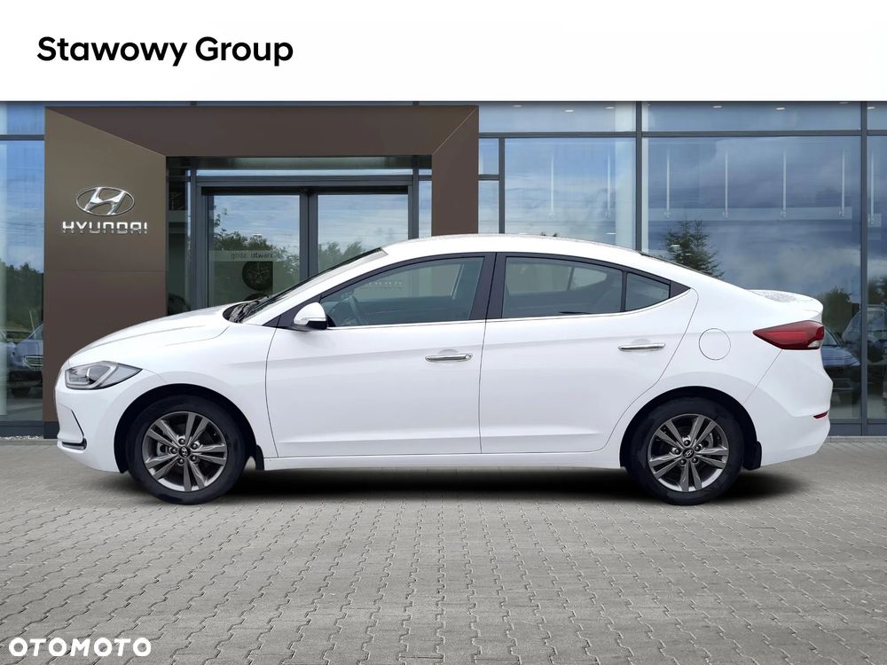 Hyundai Elantra 1.6 Comfort - 2