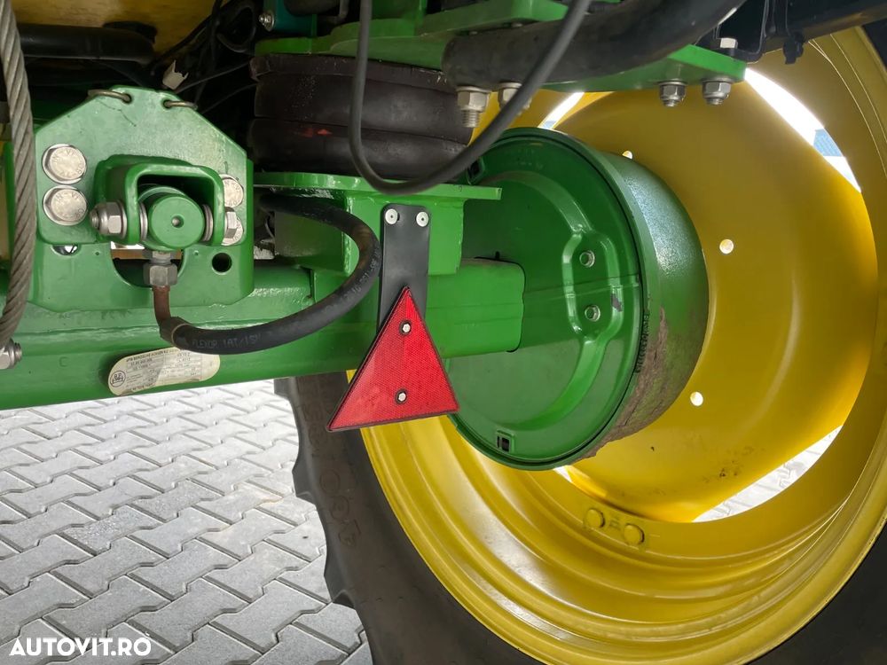 John Deere 840 - 8