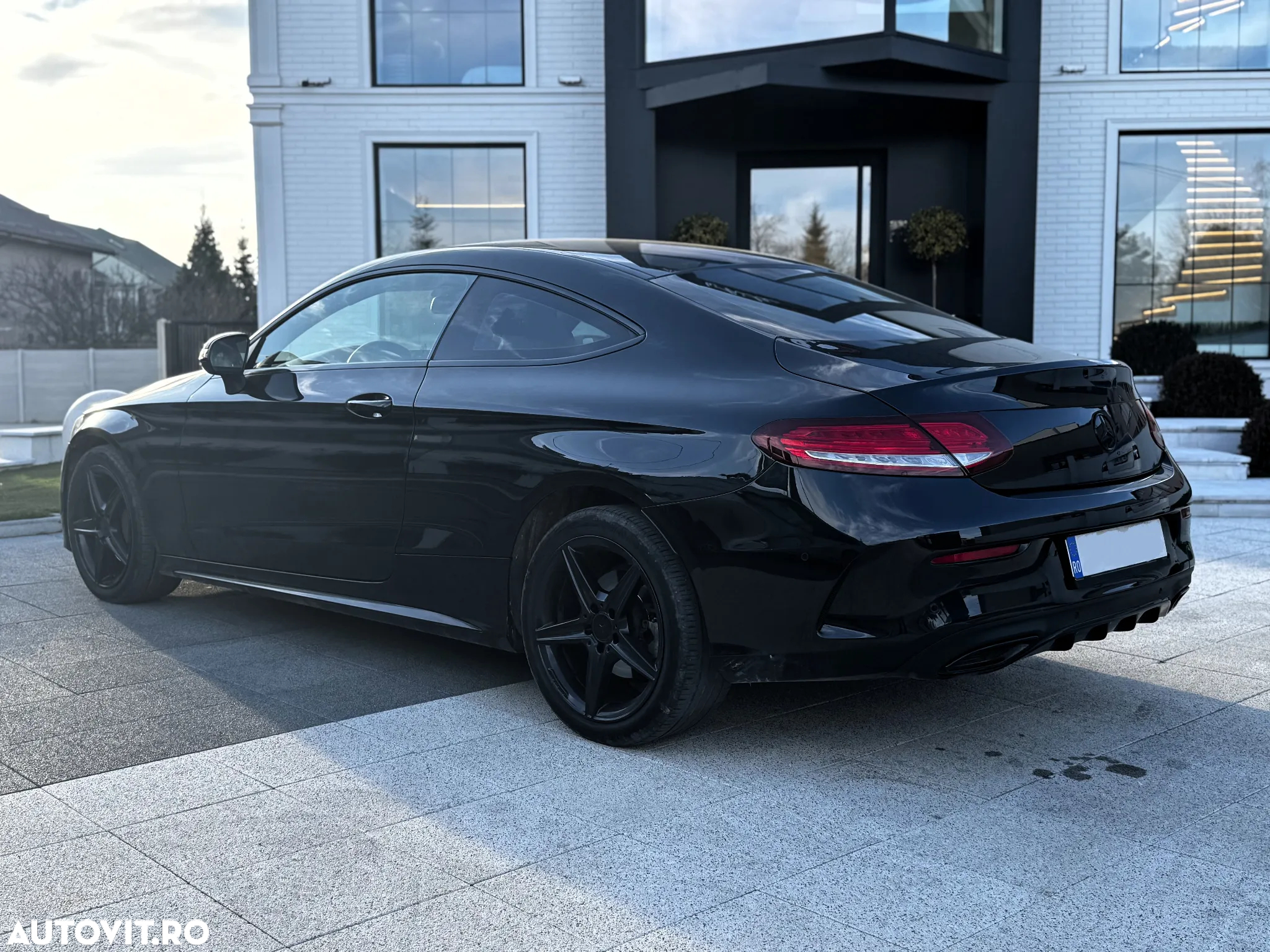 Mercedes-Benz C 220 CDI Coupe 7G-TRONIC Edition - 4