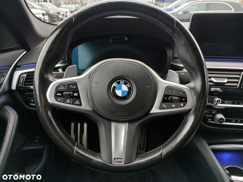 BMW Seria 5 - 22