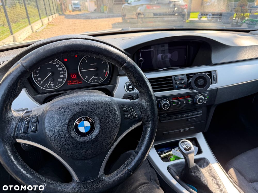 BMW Seria 3 320d xDrive - 7