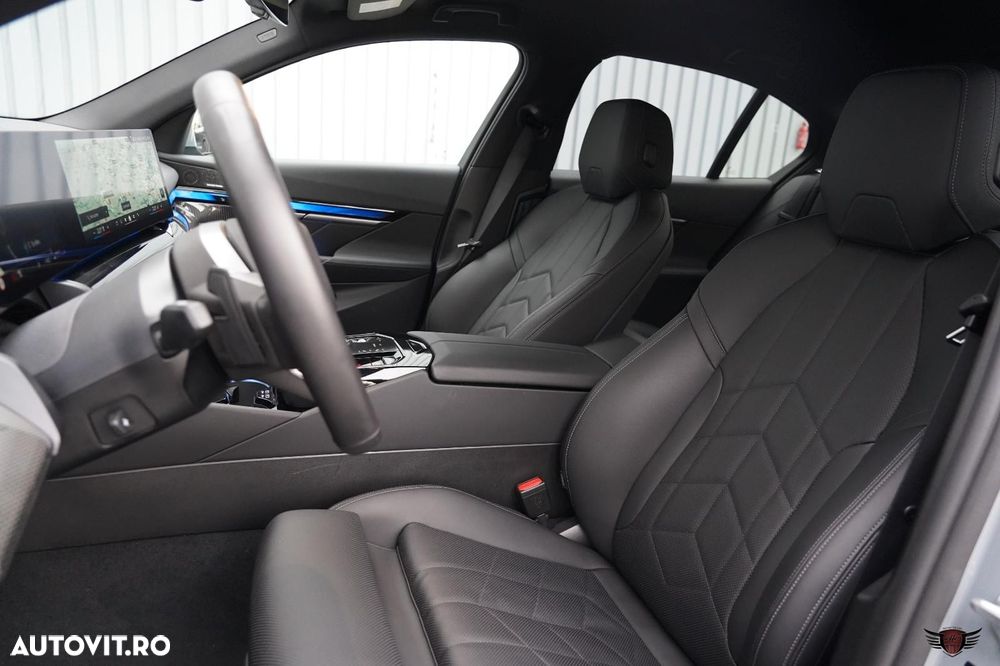 BMW Seria 5 520d xDrive Aut. - 12