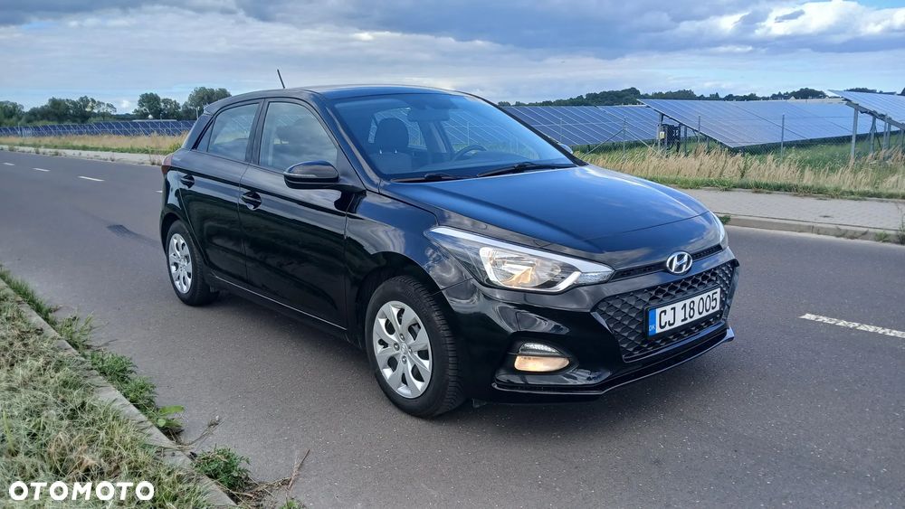 Hyundai i20 blue 1.2 Trend - 29