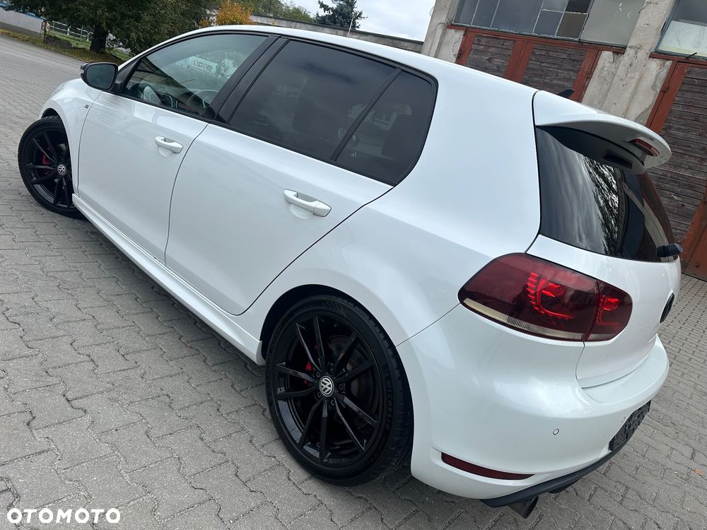 Volkswagen Golf 2.0 GTI Edition 35 - 2