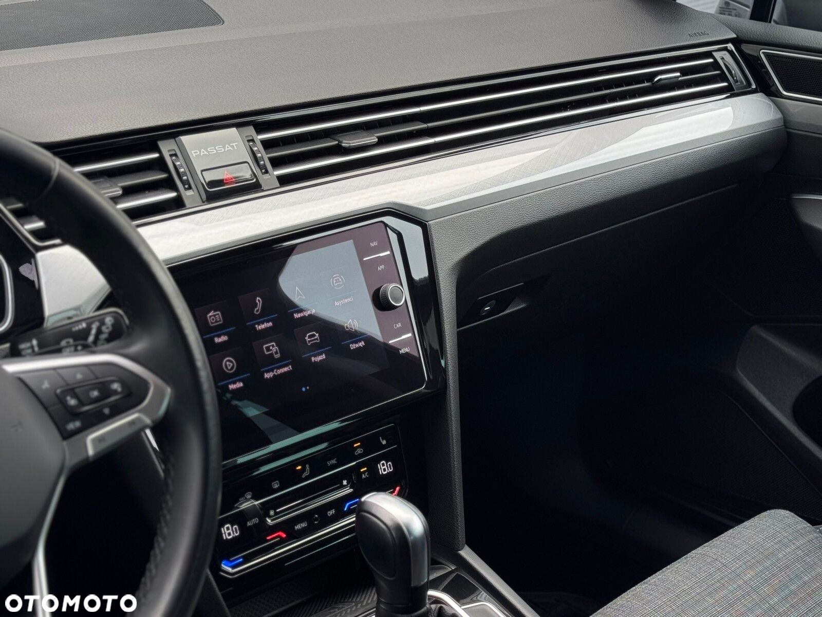 Volkswagen Passat 2.0 TSI Business DSG - 12