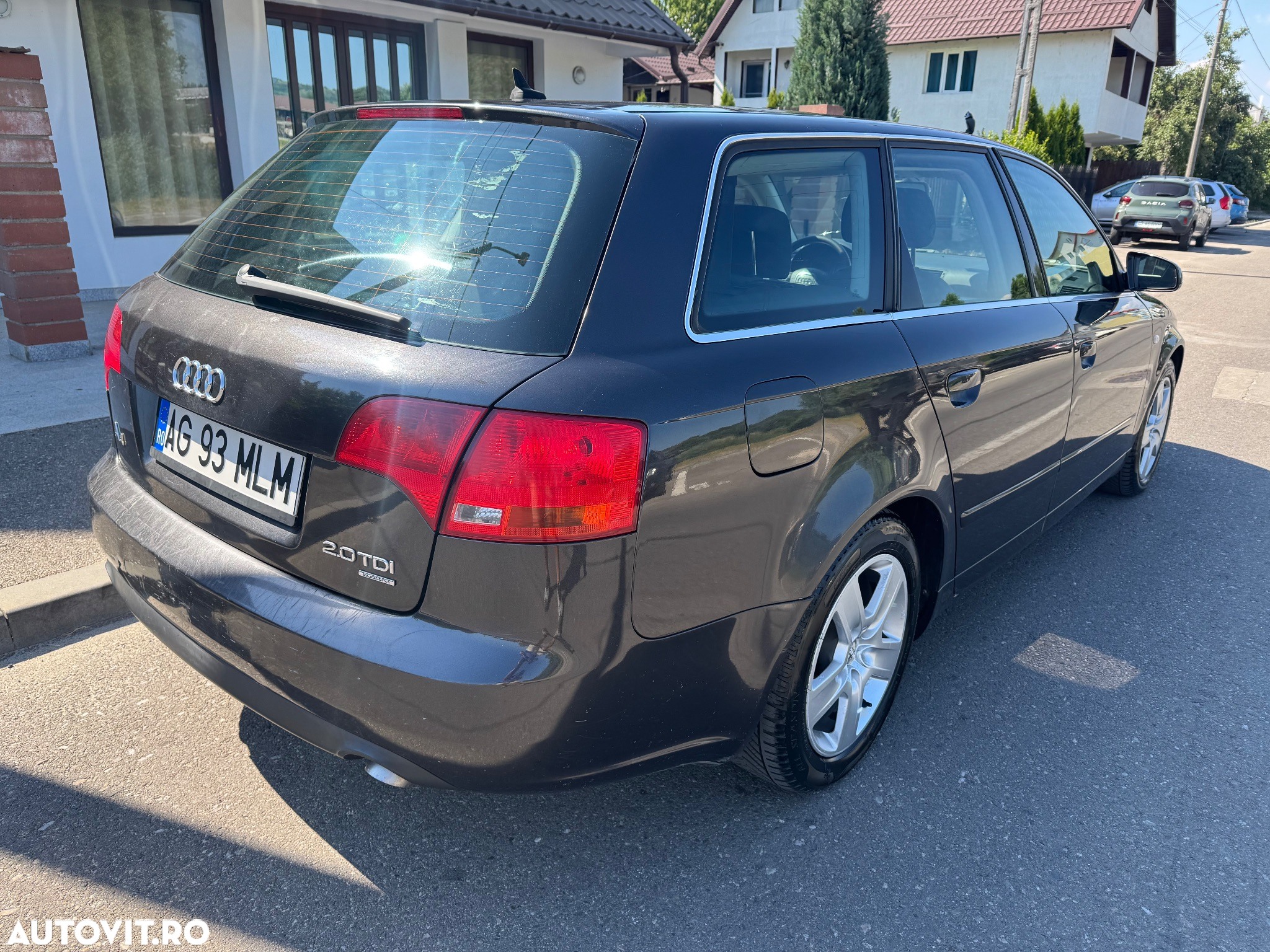 Audi A4 Avant 2.0 TDI DPF quattro - 4