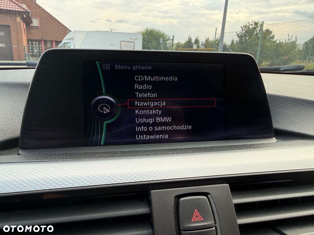 BMW Seria 3 - 34