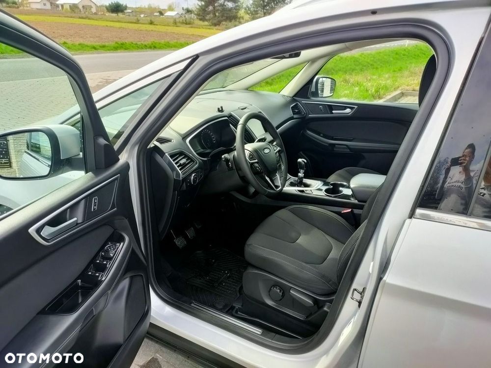 Ford S-Max - 9
