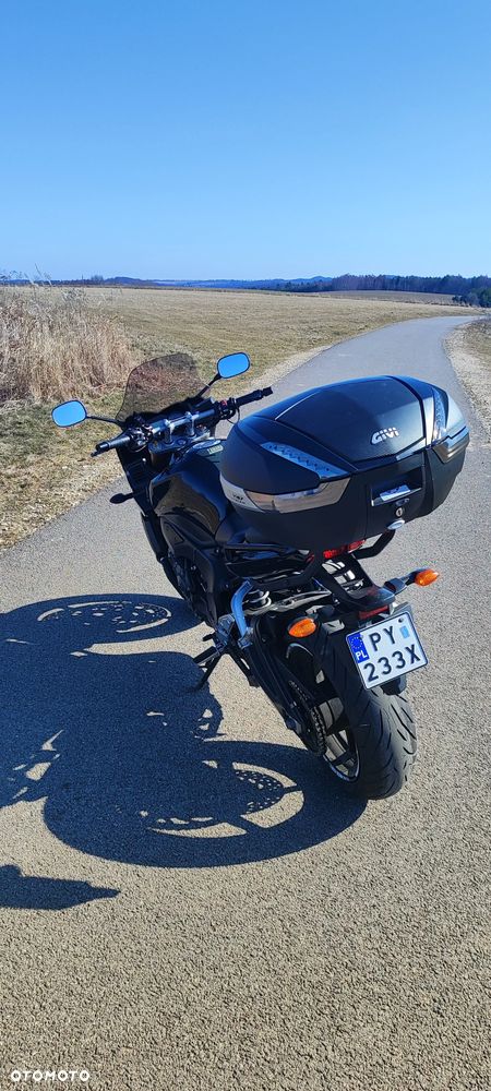 Yamaha FZ - 3