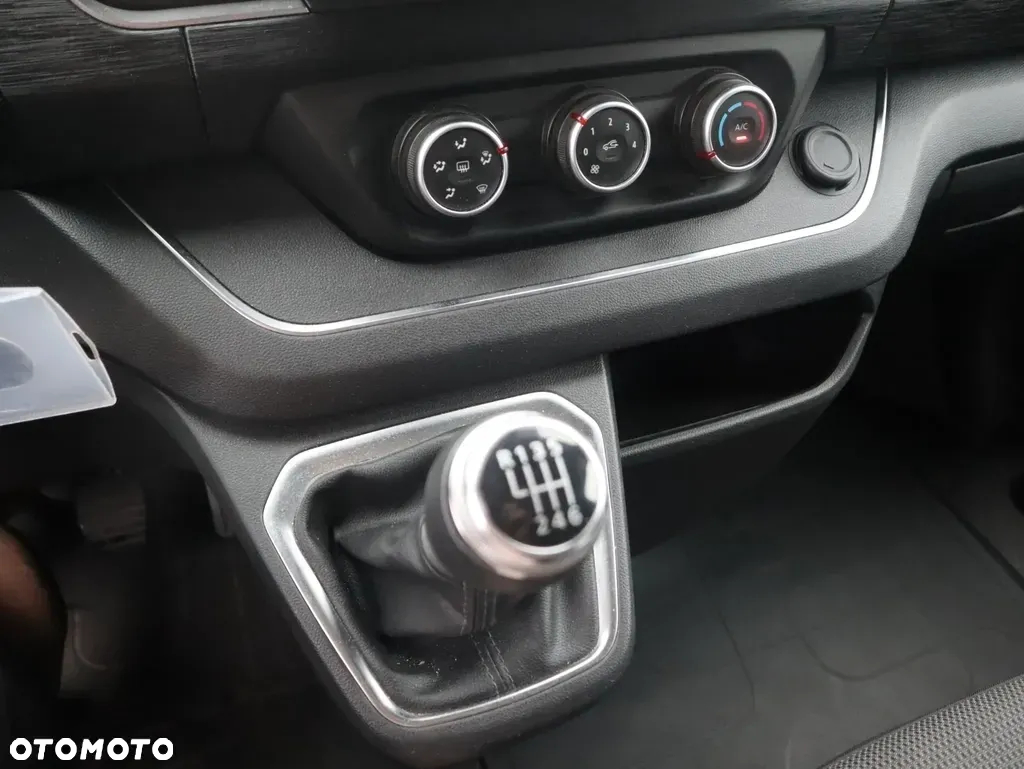 Renault Trafic - 5