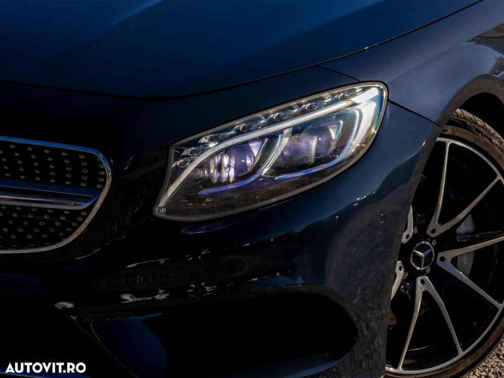 Mercedes-Benz S 500 4MATIC Coupe Aut - 12