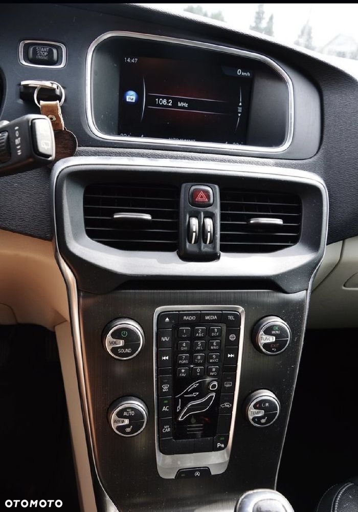 Volvo V40 - 26