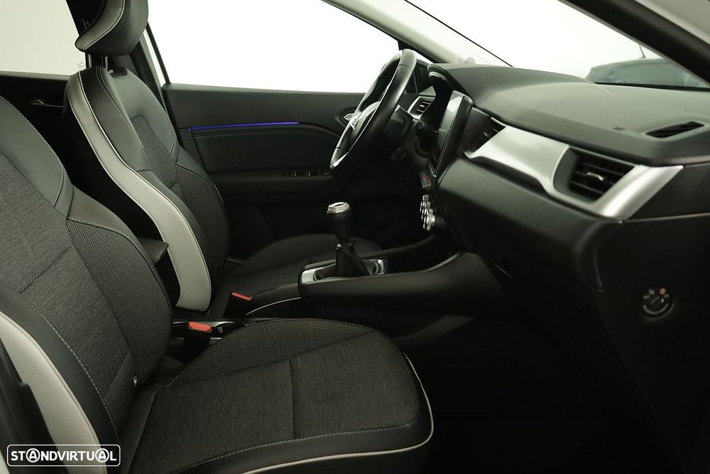 Renault Captur 1.0 TCe Techno Bi-Fuel - 21