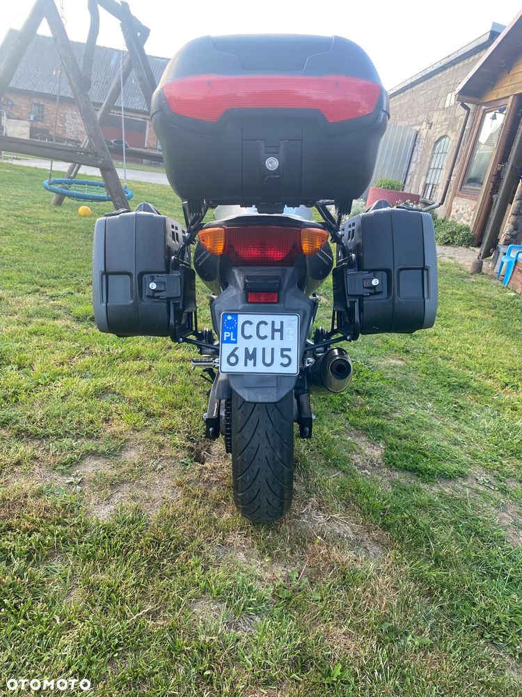 Honda CBF - 4