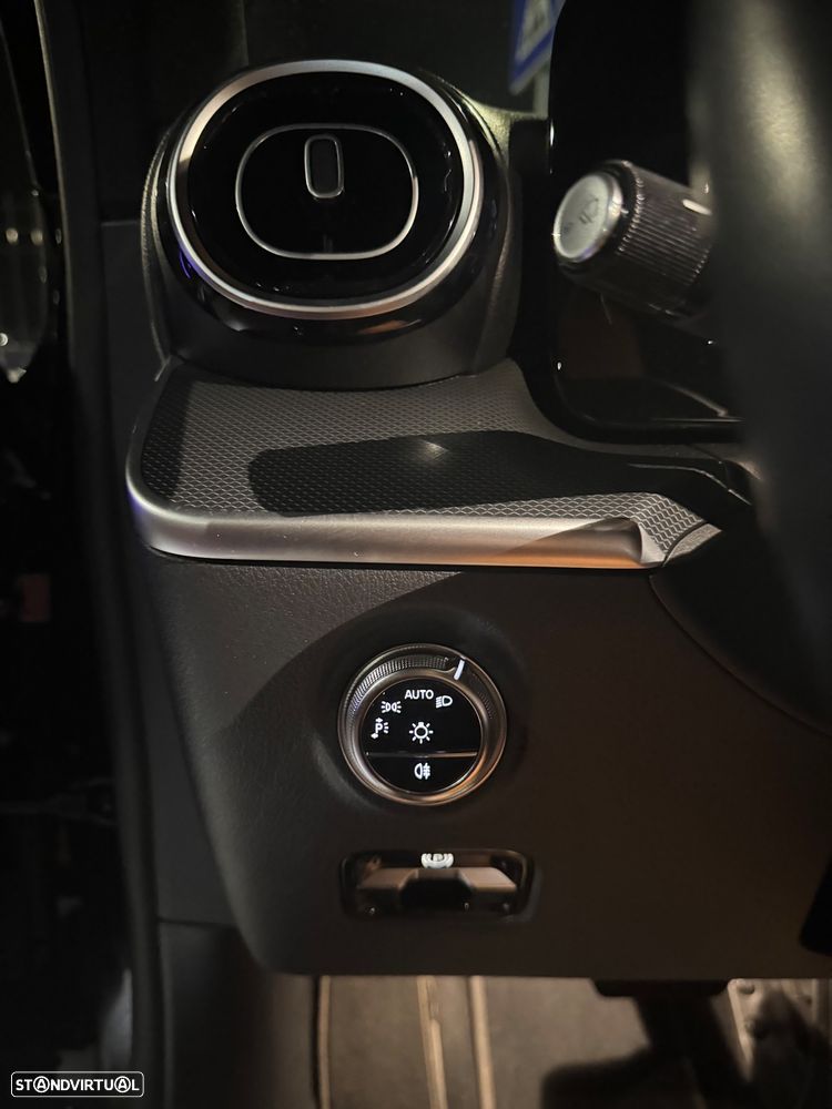 Mercedes-Benz C 300 e T 9G-TRONIC Avantgarde - 16