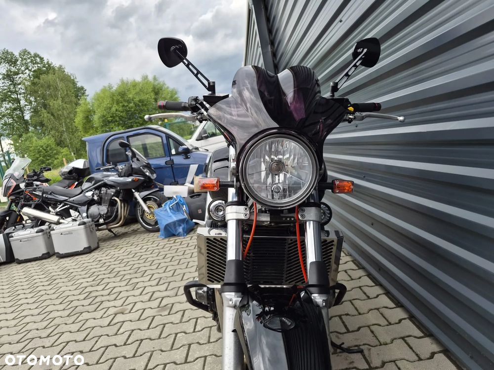 Suzuki GSX - 7