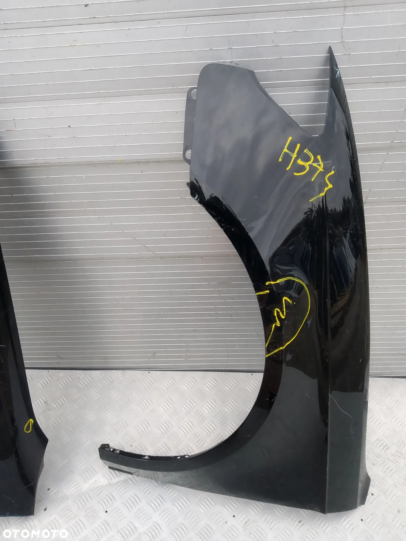 F359/H12/H374/H389 LEWY BŁOTNIK AUDI A3 8V0 8V - 8