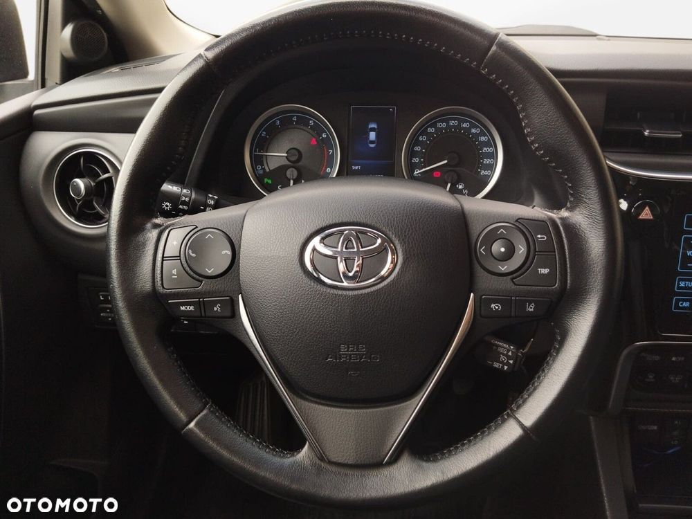 Toyota Corolla 1.6 Prestige - 28