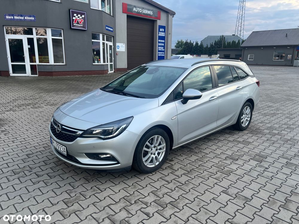 Opel Astra - 4