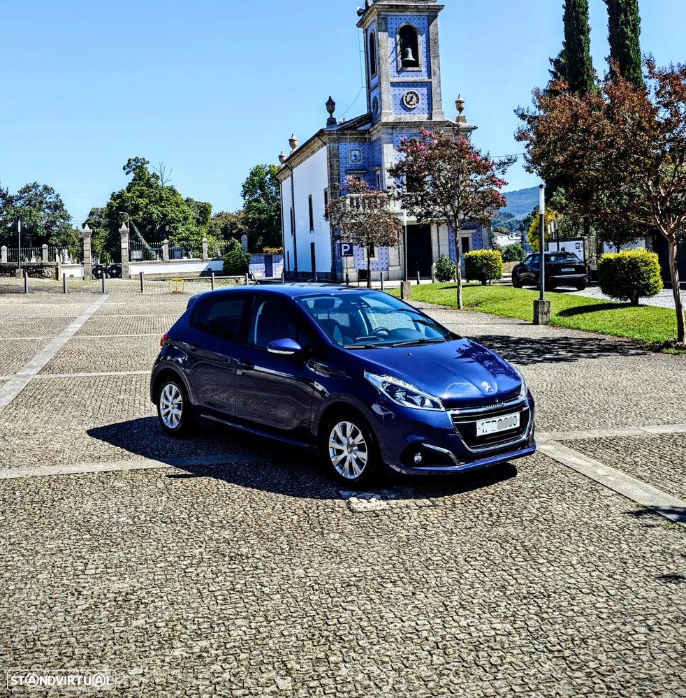 Peugeot 208 1.2 PureTech Style EAT6 - 2