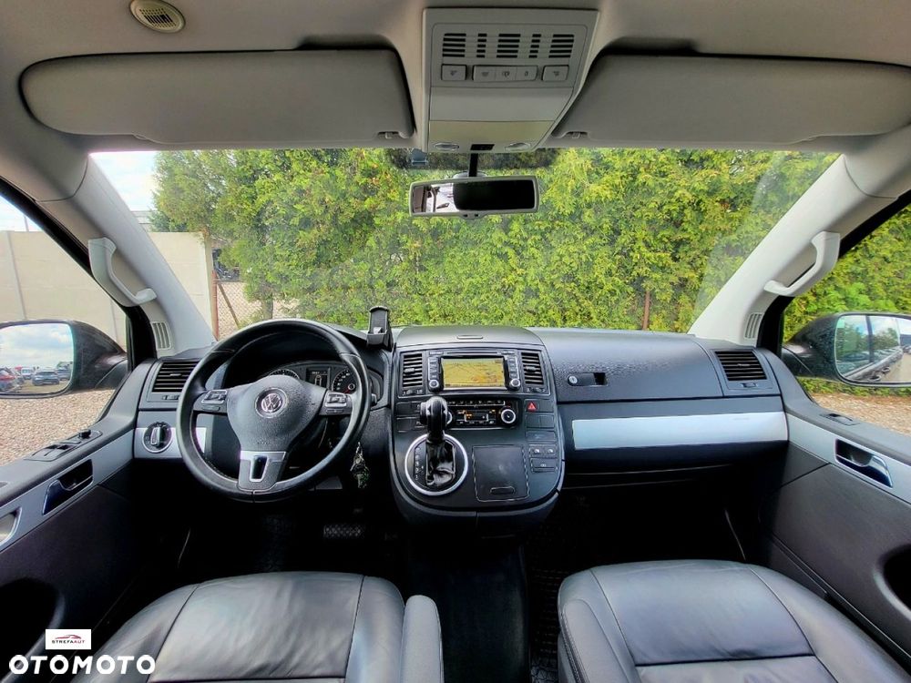 Volkswagen Multivan - 9