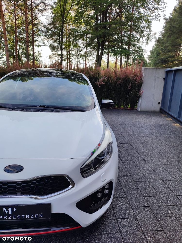 Kia ProCeed 1.6 T-GDI GT-Track - 27