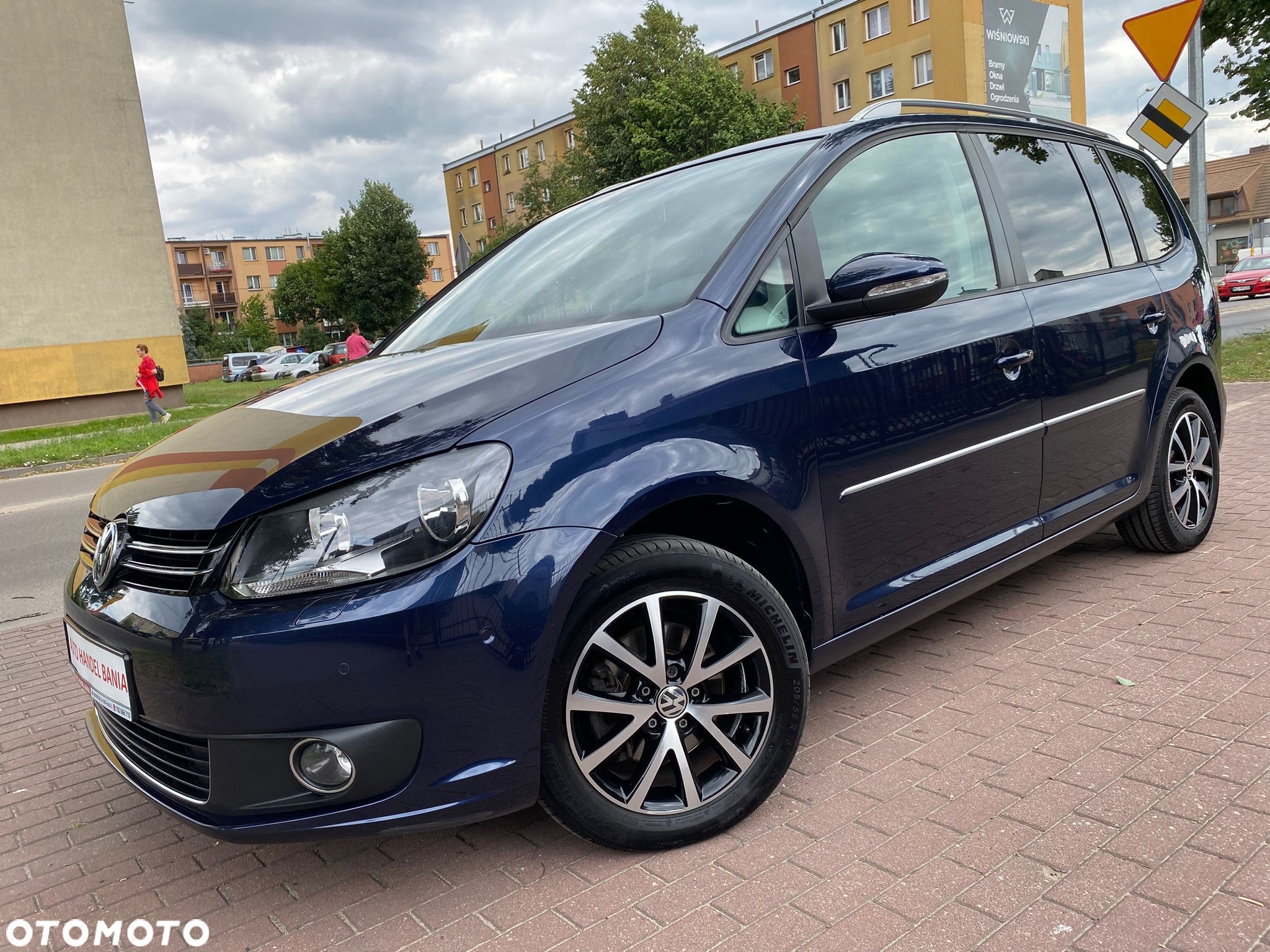 Volkswagen Touran 1.6 TDI DPF Comfortline DSG - 24