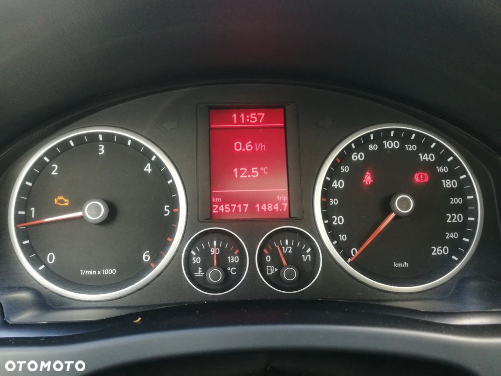 Volkswagen Tiguan - 8