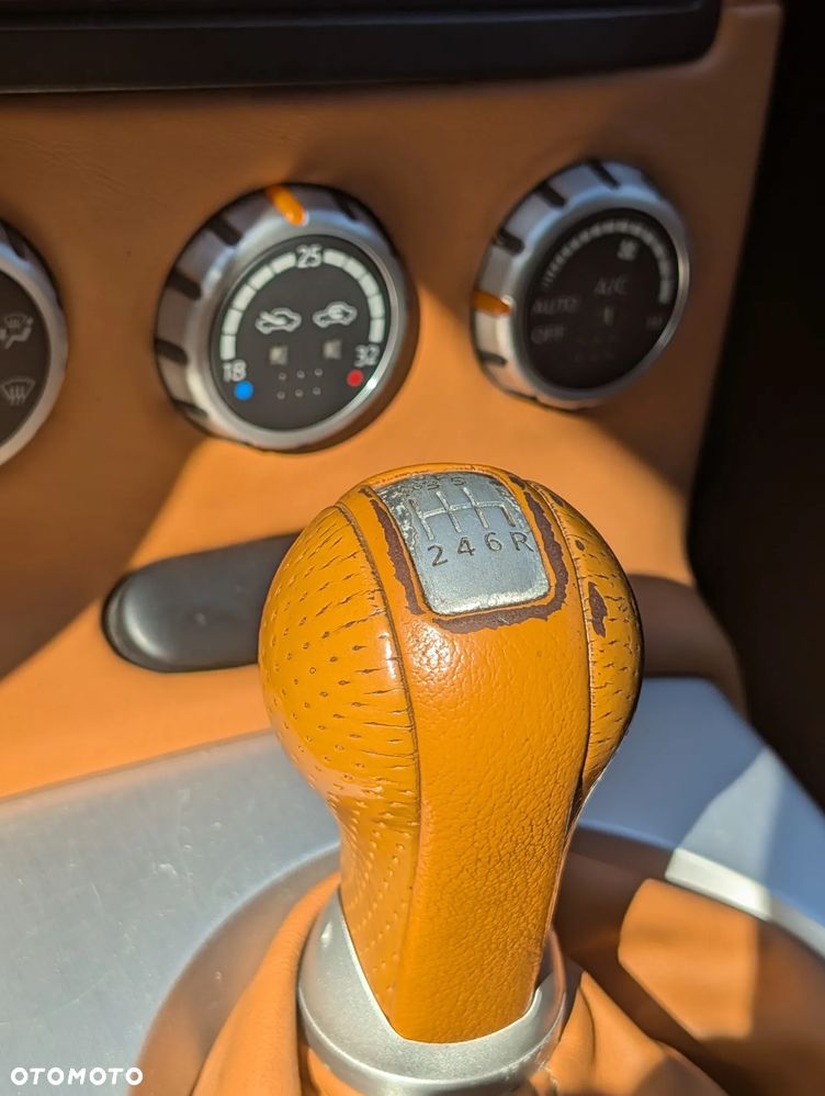 Nissan 350 Z 3.5 V6 - 17