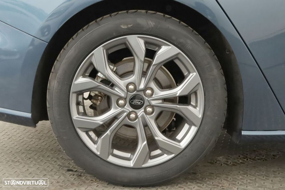 Ford Focus SW 1.0 EcoBoost MHEV ST-Line X Aut. - 5