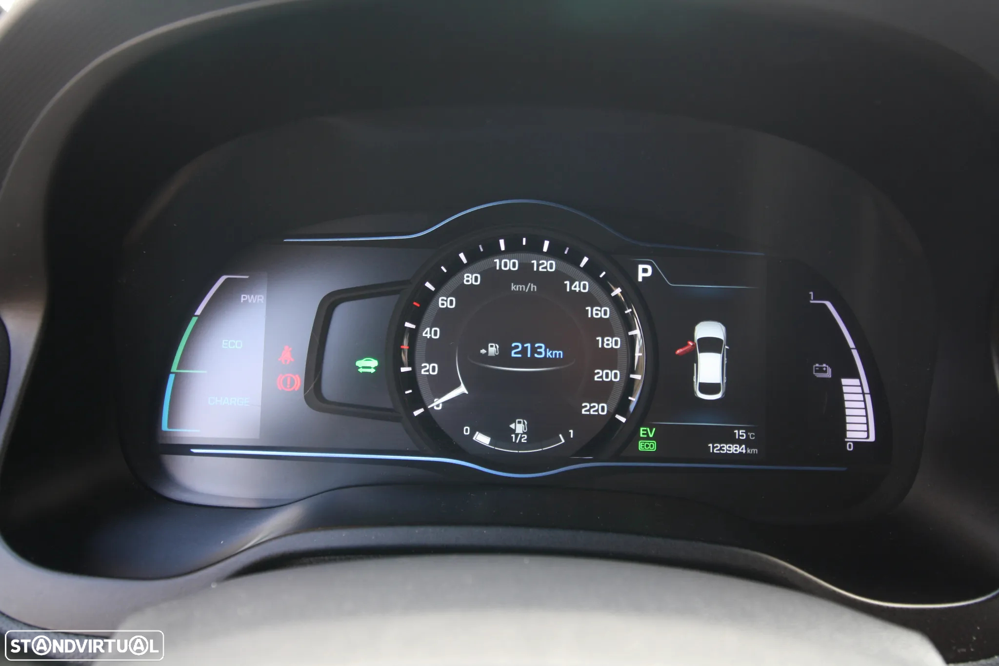 Hyundai Ioniq 1.6 GDI HEV Hybrid Tech - 35