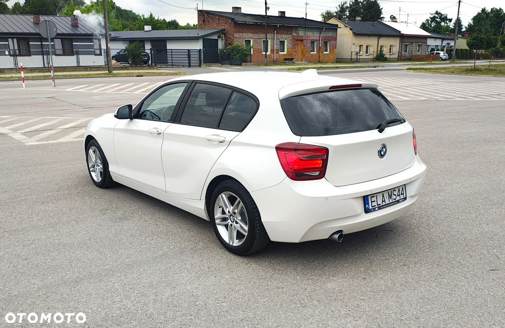 BMW Seria 1 118d Sport Line - 8