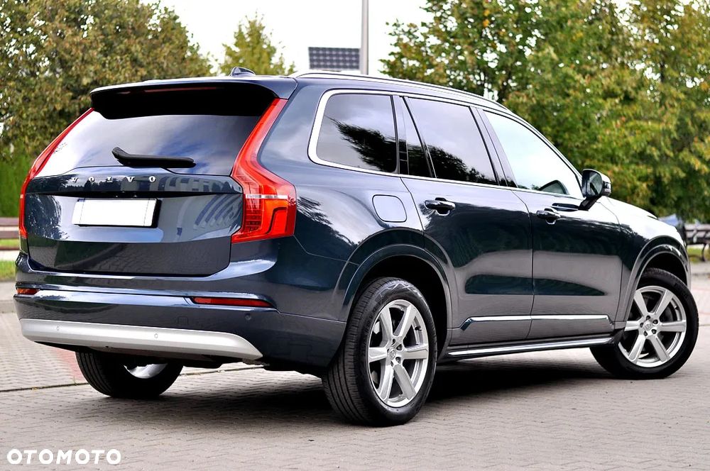 Volvo XC 90 B5 D AWD Geartronic Momentum Pro - 3