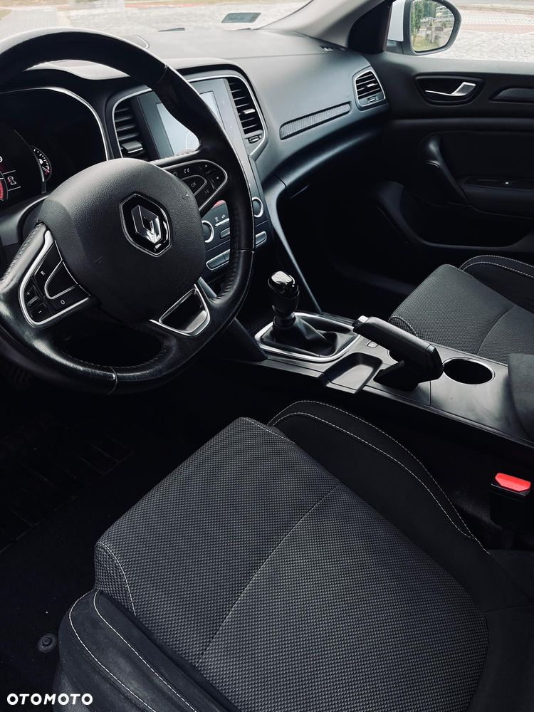 Renault Megane 1.6 SCe Life - 10