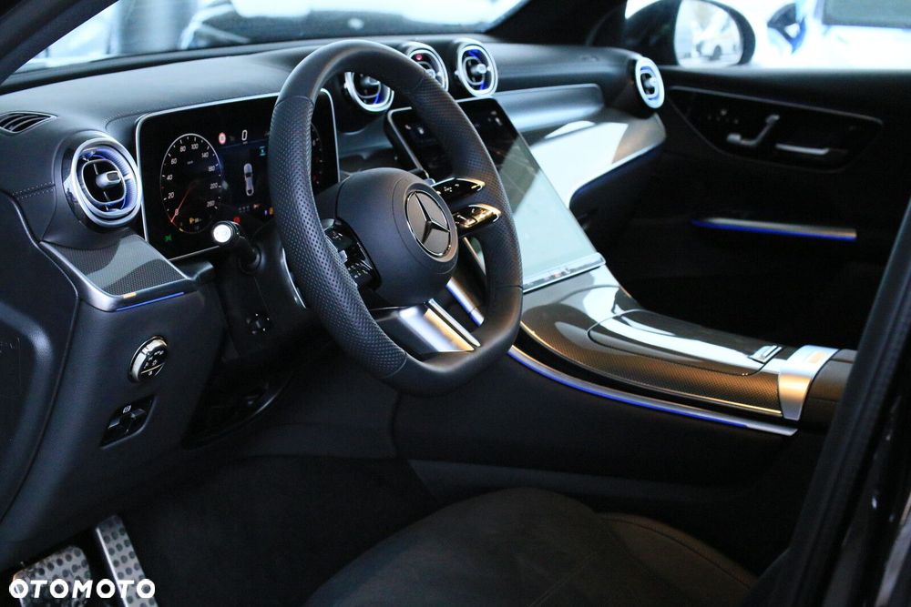 Mercedes-Benz GLC - 11