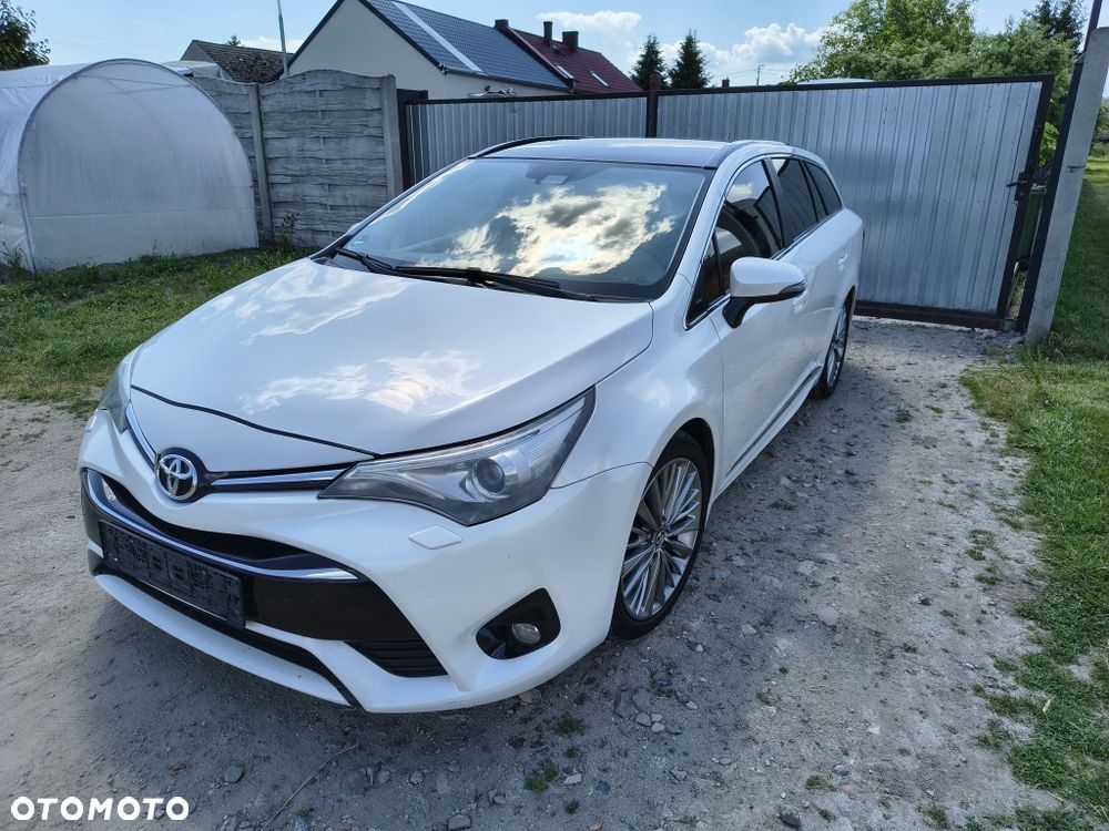 Toyota Avensis - 2