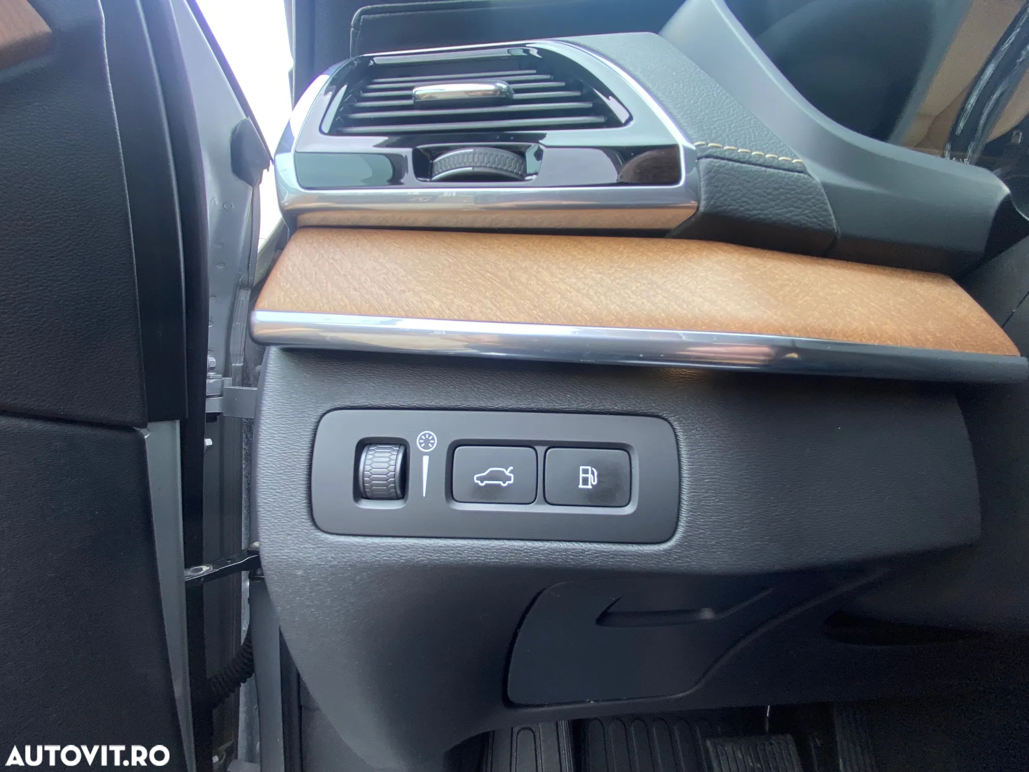 Volvo XC 90 T8 AWD Twin Engine Geartronic Inscription - 21