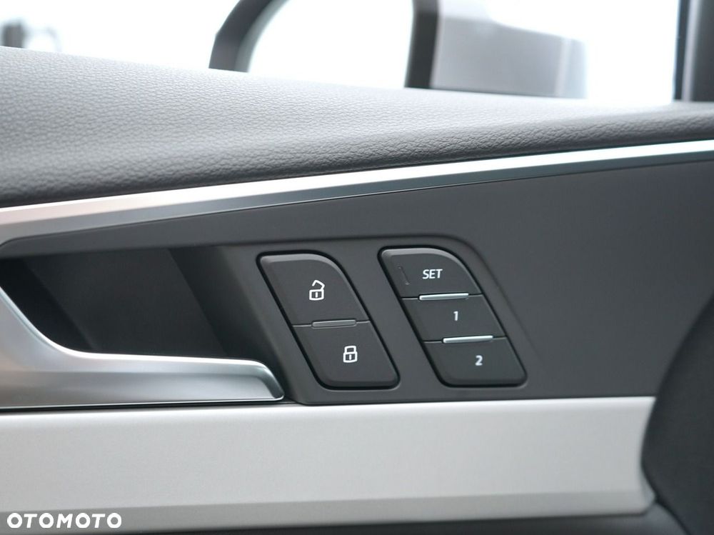 Audi A4 Avant - 13
