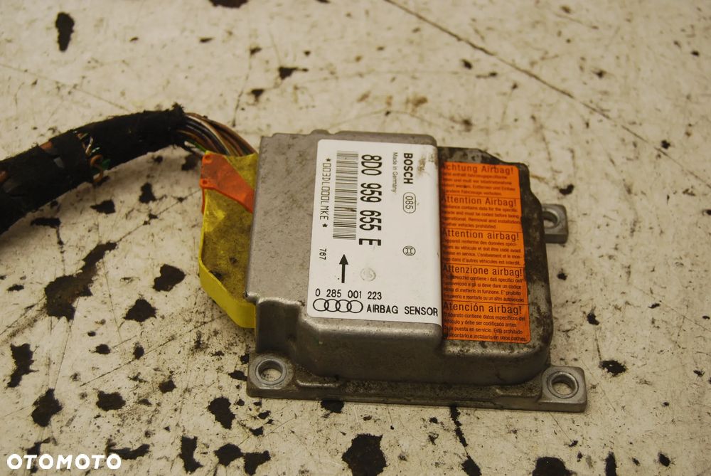 SENSOR AIR BAG PODUSZEK 8D0959655E AUDI A3