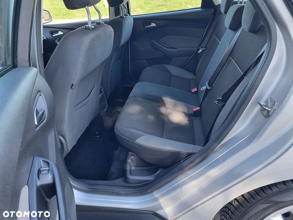 Ford Focus 1.6 TI-VCT Ambiente - 10